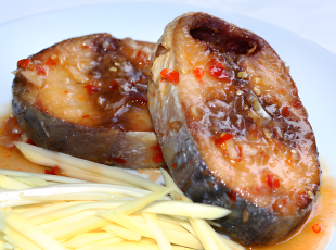 Cá Ngừ Chiên Xốc Nước Mắm