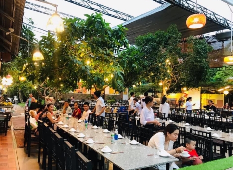 TỔ CHỨC TIỆC NGOÀI TRỜI-TIỆC SINH NHẬT